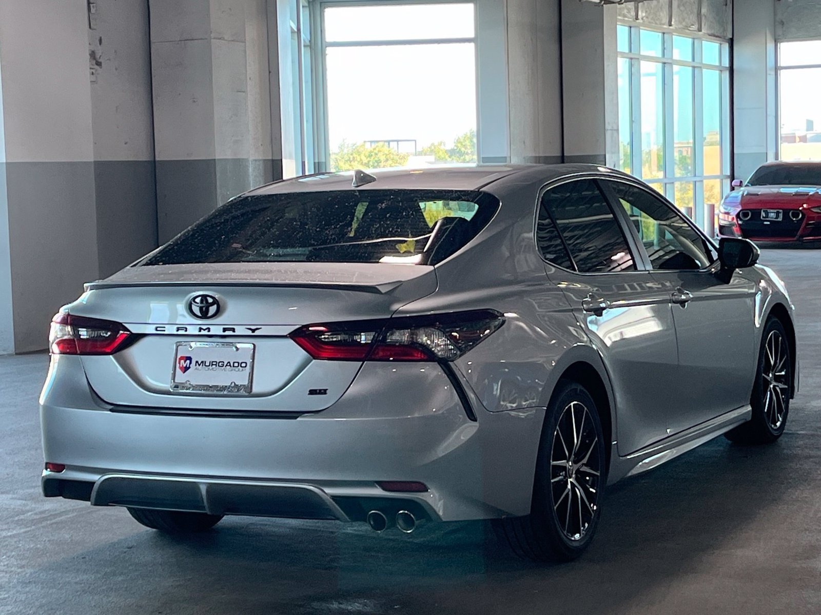 Used 2022 Toyota Camry SE w/ Carpet Mat Package (TMS) FWD image 11