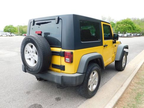 Used 2008 Jeep Wrangler X image 4