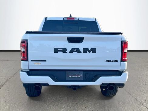 Used 2025 RAM 1500 Big Horn AWD/4WD image 6