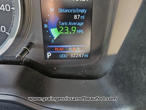 Used 2022 Toyota Corolla Cross LE image 15