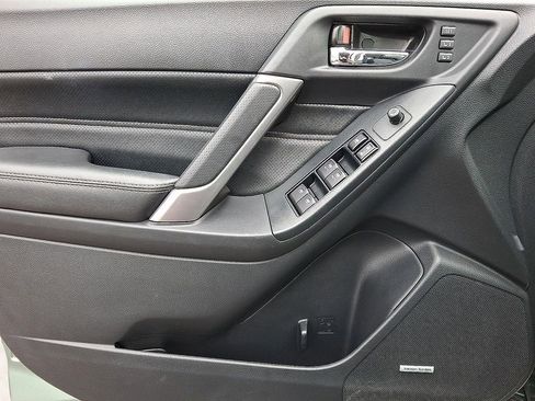 Used 2017 Subaru Forester 2.5i Touring image 30