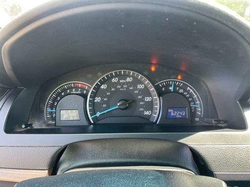 Used 2015 Toyota Camry LE FWD image 16