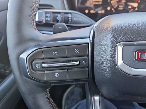 New 2026 GMC Terrain AT4 w/ Technology Package II image 18