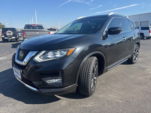Used 2020 Nissan Rogue SL w/ Premium Package image 7