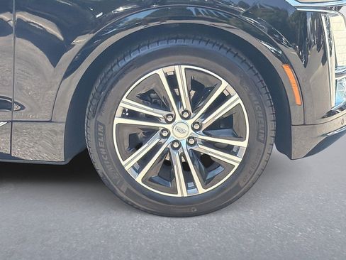 Certified 2024 Cadillac Lyriq Luxury RWD image 33