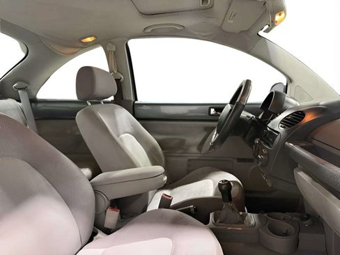 Used 2003 Volkswagen Beetle GLS FWD image 13