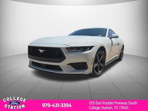 Used 2024 Ford Mustang Premium RWD image 3