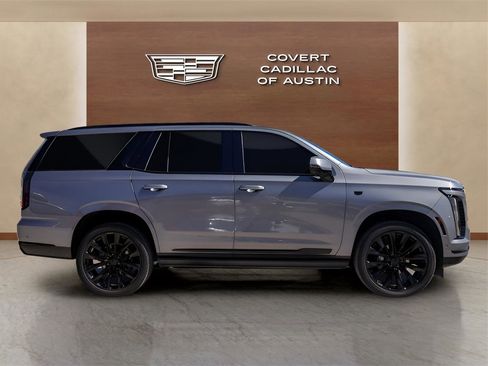 Used 2026 Cadillac Escalade Sport w/ LPO, ONYX Package image 5