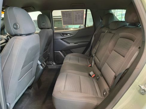 Used 2026 Chevrolet Equinox LT FWD image 12