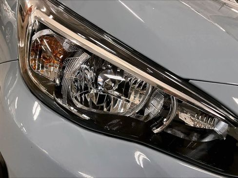 Used 2023 Subaru Crosstrek 2.0i Premium image 28