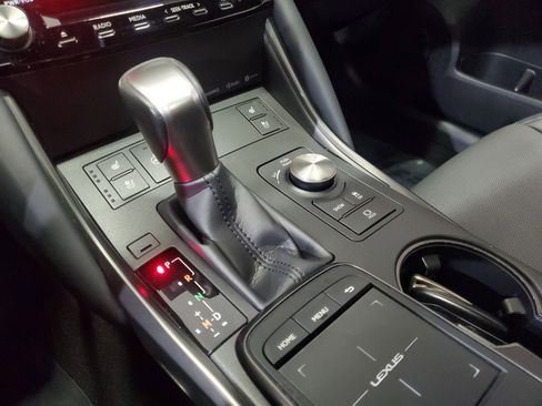 Certified 2023 Lexus IS 300 w/ Comfort Package image 29