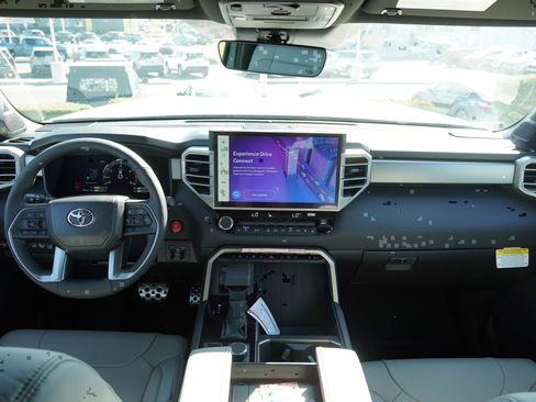 New 2026 Toyota Tundra Limited w/ TRD Off-Road Package image 32