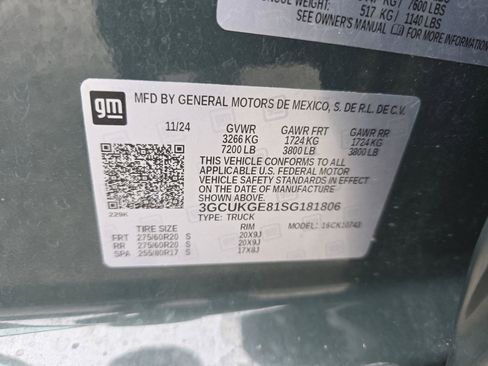 Used 2025 Chevrolet Silverado 1500 LTZ AWD/4WD image 37