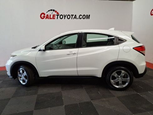 Used 2018 Honda HR-V LX image 5