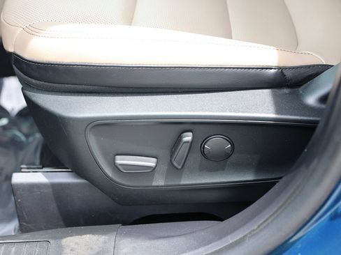 Used 2020 Ford Escape SEL AWD/4WD image 19