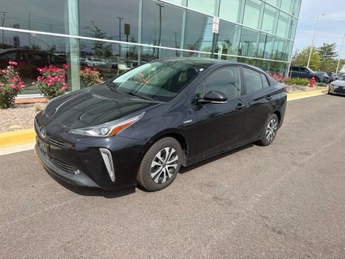 Used 2019 Toyota Prius LE AWD/4WD image 23