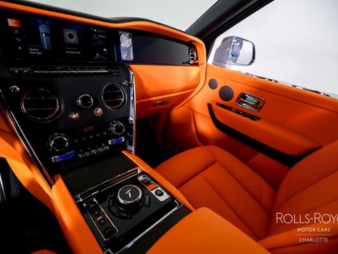 New 2026 Rolls-Royce Cullinan image 16