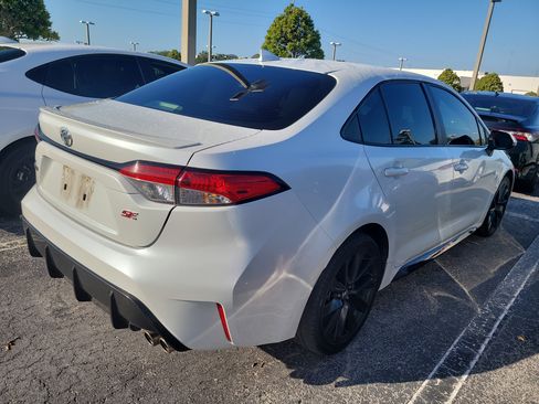 Used 2023 Toyota Corolla SE FWD image 7