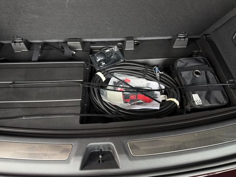 Used 2025 Cadillac Escalade IQ Sport 2 image 45