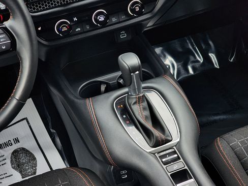 Used 2024 Honda HR-V Sport image 14