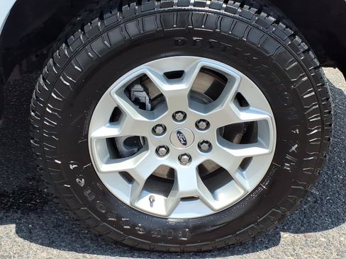 Used 2023 Ford F150 XLT AWD/4WD image 9