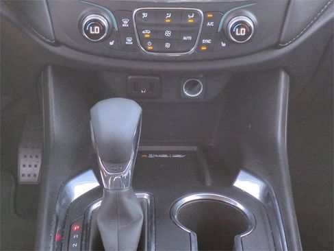 Certified 2023 Chevrolet Traverse LT image 22