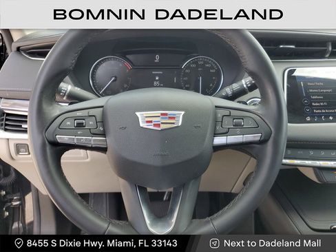 Used 2022 Cadillac XT4 Luxury w/ Driver Awareness Package image 18