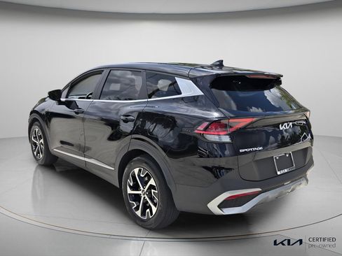 Certified 2023 Kia Sportage EX FWD image 8