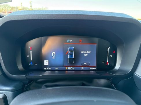 Certified 2025 Ford Maverick Lobo image 16