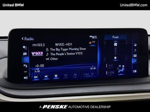 Used 2021 Lexus RX 350L Premium w/ Premium Package image 8