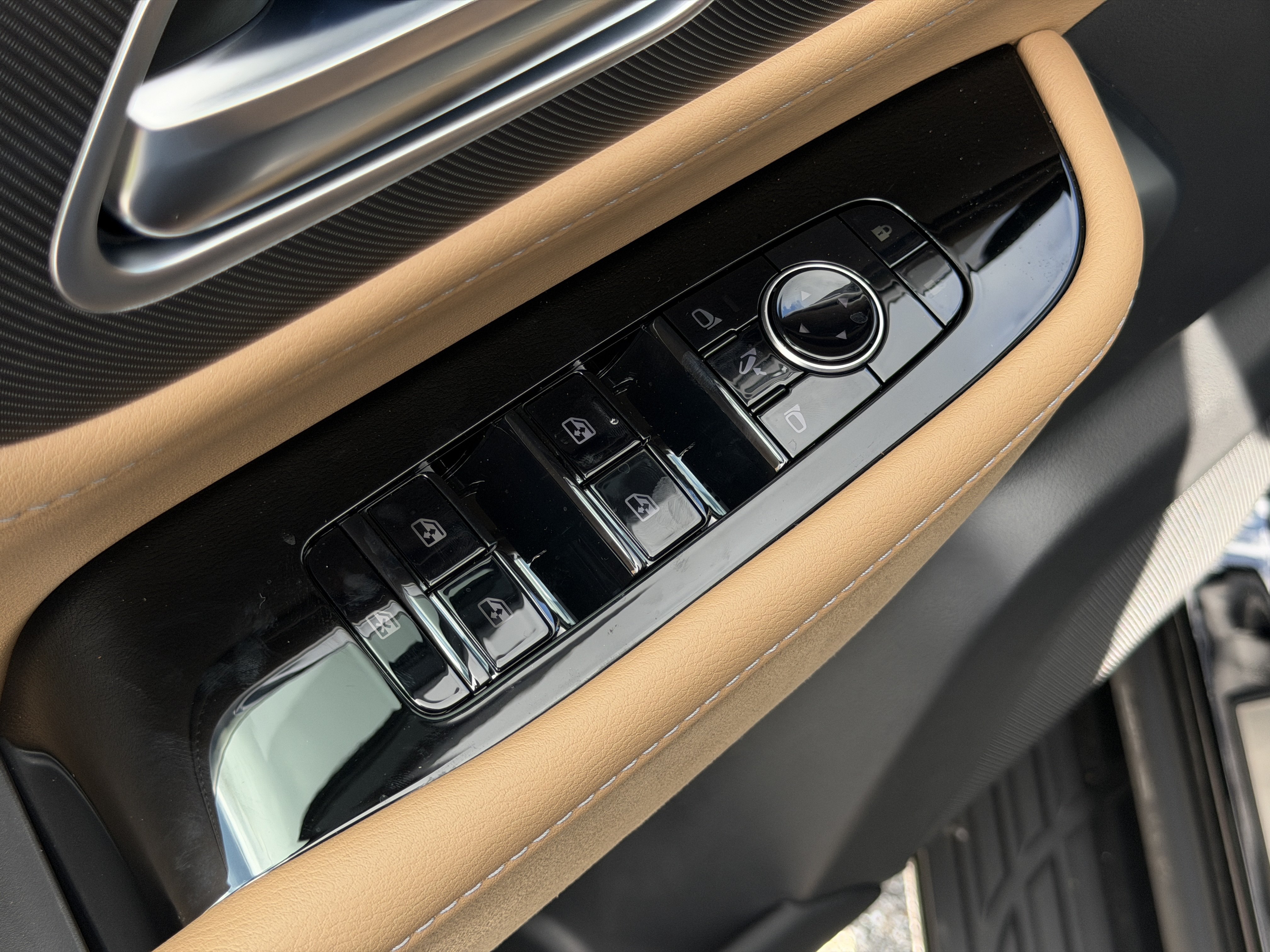New 2027 INFINITI QX80 Luxe w/ Cargo Package RWD image 21