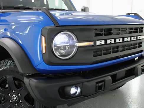 Used 2024 Ford Bronco Black Diamond AWD/4WD image 22