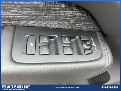 Used 2024 Volvo XC60 B5 Core w/ Protection Package Premier image 15