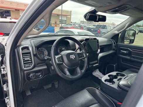 Used 2024 RAM 2500 Laramie image 33
