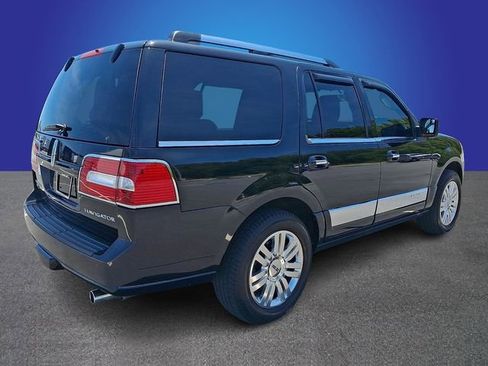 Used 2013 Lincoln Navigator 4WD w/ HD Trailer Tow Pkg image 4
