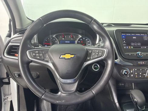 Used 2022 Chevrolet Equinox LT FWD image 14