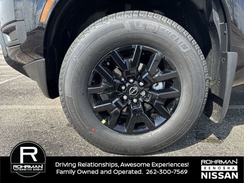 New 2026 Nissan Frontier SV w/ Tow Package AWD/4WD image 10