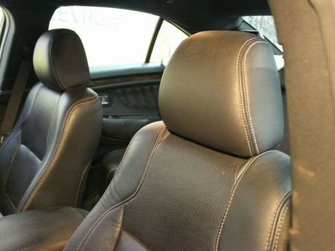 Used 2016 Ford Taurus Limited w/ Driver Assist Package image 15