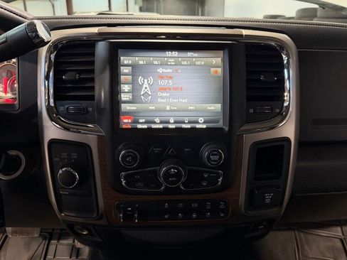 Used 2018 RAM 2500 Laramie image 15