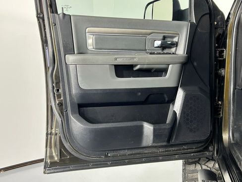 Used 2014 RAM 2500 Big Horn image 30