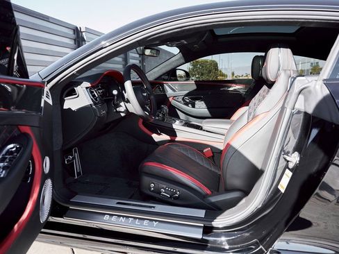 Used 2022 Bentley Continental GT Speed AWD/4WD image 25
