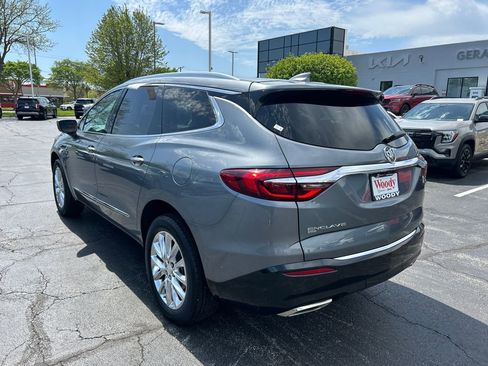 Used 2020 Buick Enclave Premium w/ Surround and Sites Package AWD/4WD image 6