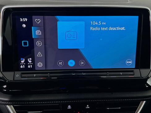 Used 2025 Volkswagen Atlas SE FWD image 17