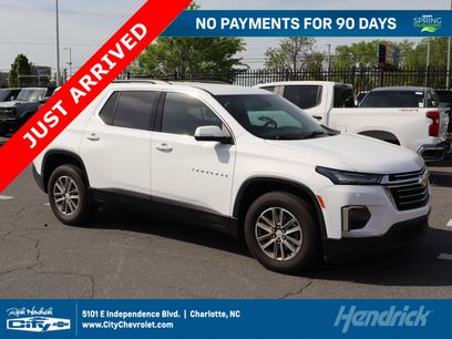 Used 2023 Chevrolet Traverse LT