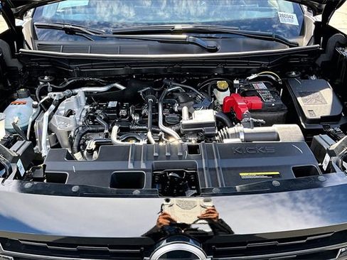 New 2026 Nissan Kicks S image 11