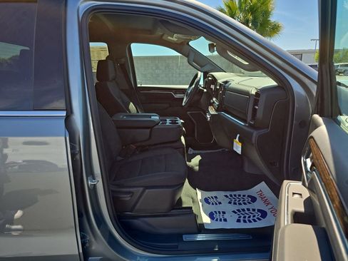 New 2026 GMC Sierra 1500 SLE image 41