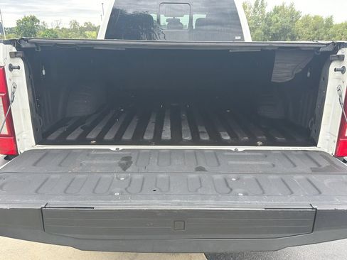 Used 2020 Ford F350 Lariat AWD/4WD image 27
