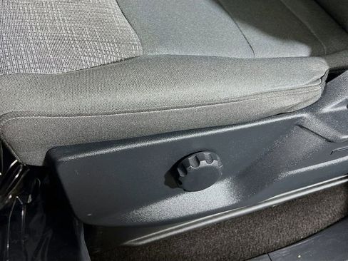 Used 2022 Ford F150 XLT AWD/4WD image 17