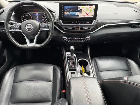 Used 2023 Nissan Altima 2.0 SR FWD image 17
