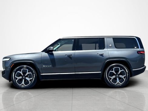 Used 2024 Rivian R1S Adventure AWD/4WD image 2